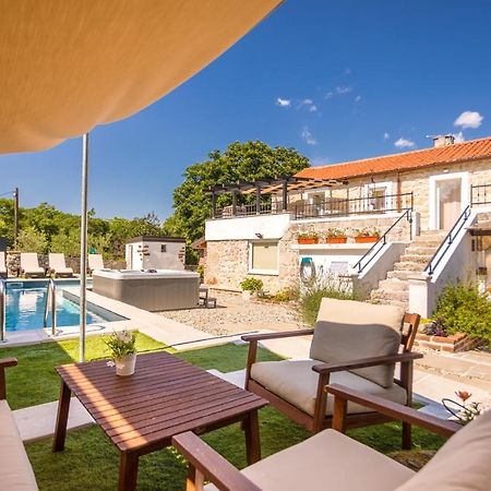 Villa Hrustika - Heated Pool, Jacuzzi & Sauna Gabonjin Zewnętrze zdjęcie