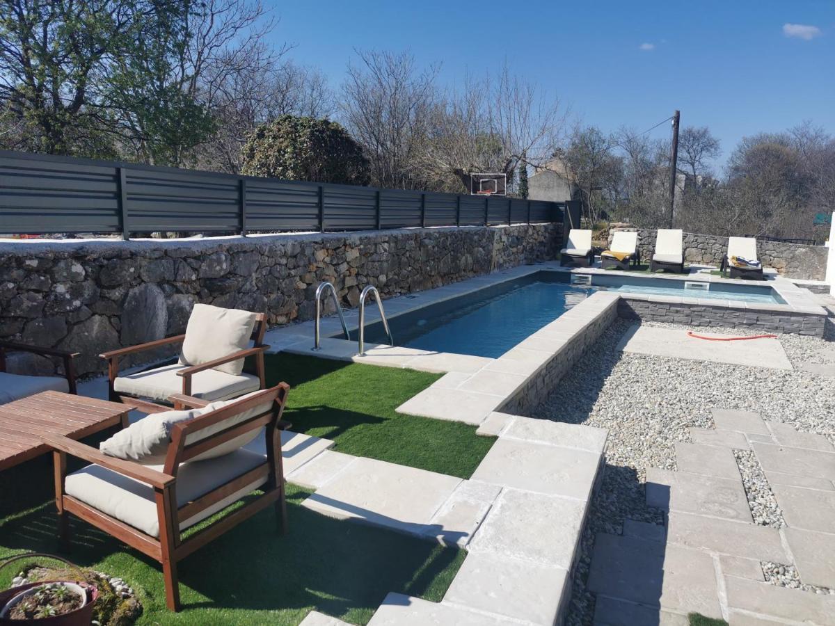 Villa Hrustika - Heated Pool, Jacuzzi & Sauna Gabonjin Zewnętrze zdjęcie