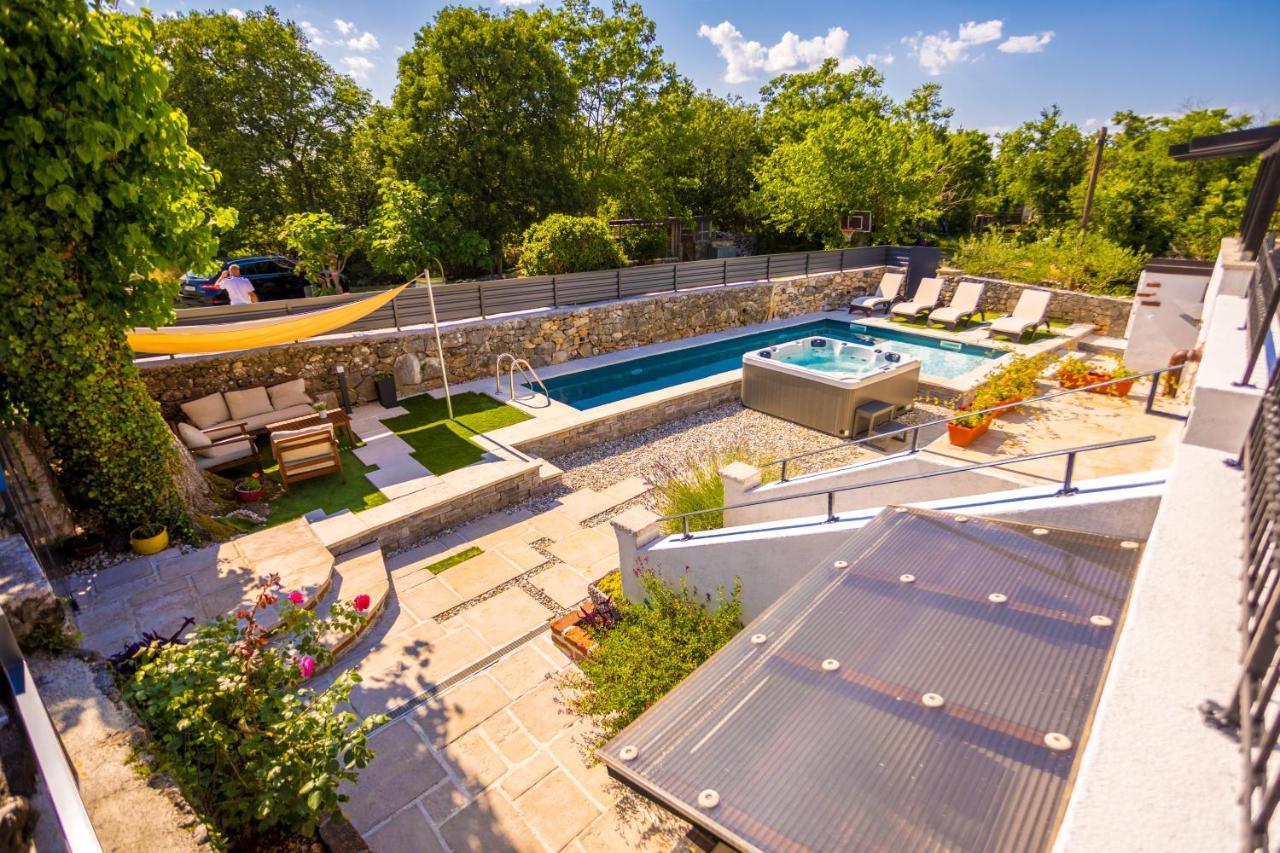 Villa Hrustika - Heated Pool, Jacuzzi & Sauna Gabonjin Zewnętrze zdjęcie