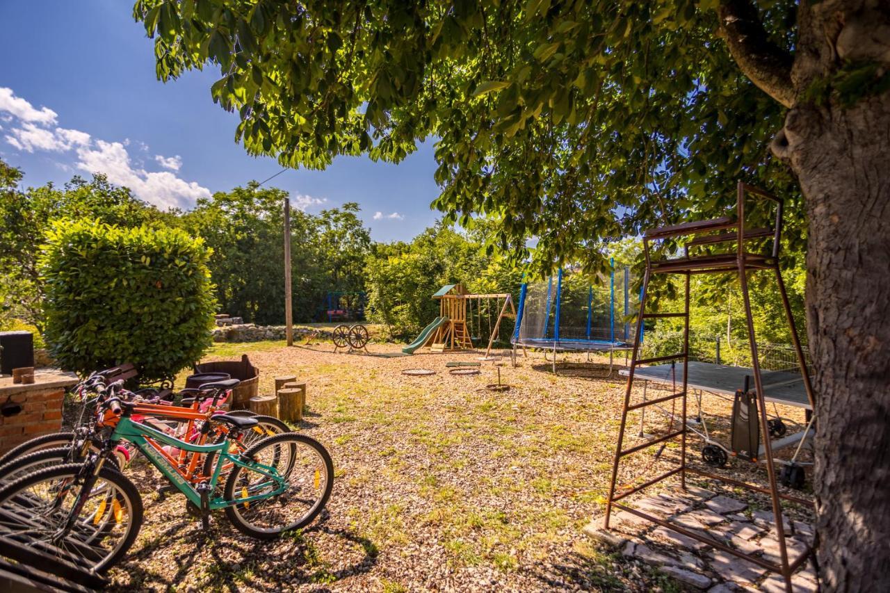 Villa Hrustika - Heated Pool, Jacuzzi & Sauna Gabonjin Zewnętrze zdjęcie