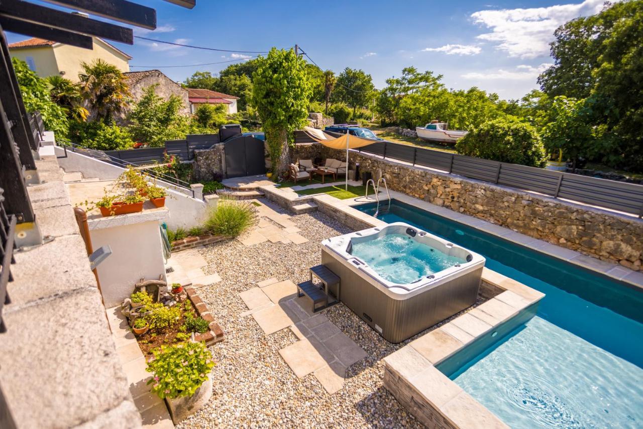 Villa Hrustika - Heated Pool, Jacuzzi & Sauna Gabonjin Zewnętrze zdjęcie
